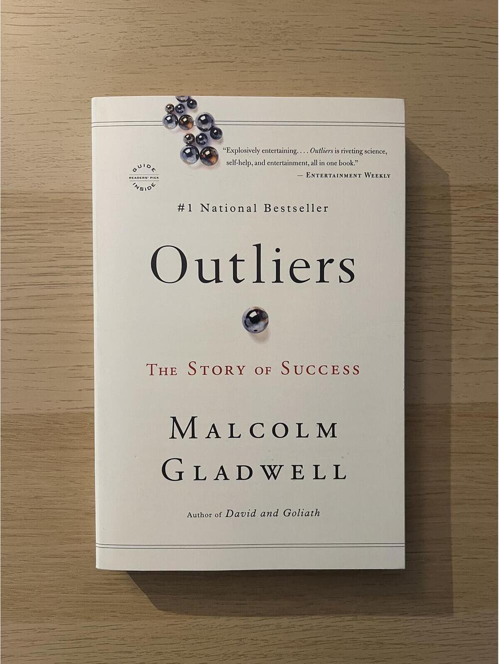 Outliers: The Story of Success by Malcolm Gladwell - Paperback